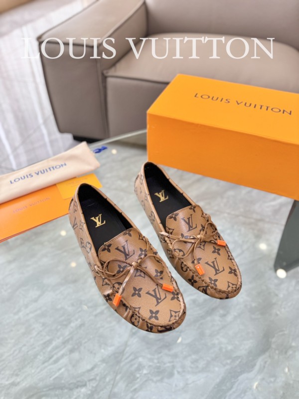 ルイヴィトン靴 LOUIS VUITTON 2024新作 グロリア ローファー