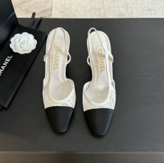 シャネル靴 CHANEL 2024新作 厚底ヒール スクエアトゥ カラーブロック 万能ハイヒール バックスリップ レディースサンダル