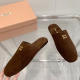 ミュウミュウ靴 Miu Miu 2024新作 24SS春夏のホットなキャットウォークスタイルのレトロスタイルのハーフトゥローファーとハーフパックスリッパ