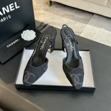 シャネル靴 CHANEL 2024新作 厚底ヒール スクエアトゥ カラーブロック 万能ハイヒール バックスリップ レディースサンダル