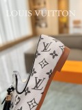 ルイヴィトン靴 LOUIS VUITTON 2024新作 グロリア ローファー