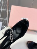 ミュウミュウ靴 Miu Miu 2024新作 クラシックなメリージェーンファッションシューズ