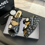 シャネル靴 CHANEL 2024新作 厚底ラインストーンスリッパ