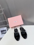 ミュウミュウ靴 Miu Miu 2024新作 クラシックなメリージェーンファッションシューズ