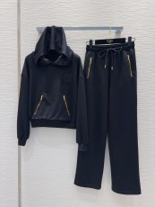 フェンディ服 FENDI 2024新作 トレンディなスウェットシャツスーツ