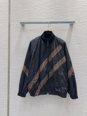 ルイヴィトン服 LOUIS VUITTON 2024新作 ショーケースシリーズジャケット