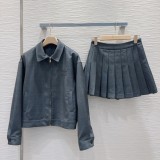 ミュウミュウ服 Miu Miu 2024新作 貴族カレッジスタイルの小さなプリーツスカートスーツ