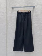 ミュウミュウ服 Miu Miu 2024新作 スーツのワイドレッグパンツ