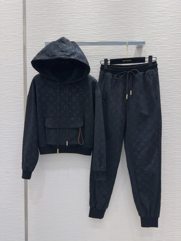 ルイヴィトン服 LOUIS VUITTON 2024新作 スウェットシャツスーツ