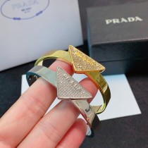 プラダブレスレット PRADA 2024新作 ブレスレット