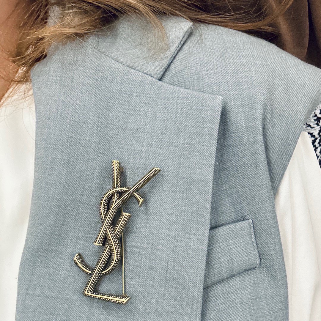 サンローランブローチ Yves Saint Laurent 2024新作 ブローチ