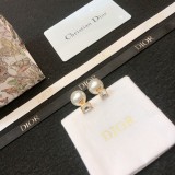 ディオールピアス DIOR 2024新作 イヤ