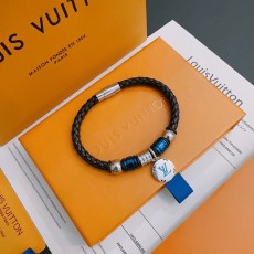 ルイヴィトンブレスレット LOUIS VUITTON 2024新作 革のブレスレット