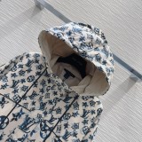 ルイヴィトン服 LOUIS VUITTON 2024新作 フード付きの日焼け止めと防風ジャケット