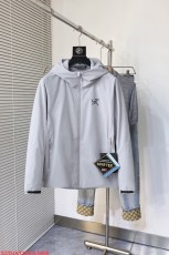 ARCTERYX服 ARCTERYX 2024新作 フード付きジャケット