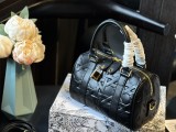 ディオールバッグ DIOR 2024新作 グルーヴ ラッキースター ダイヤモンド ボウリング バッグ