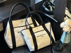 バレンシアガバッグ BALENCIAGA 2024新作 ネイビーカバスバッグ