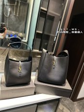 サンローランバッグ Yves Saint Laurent 2024新作 バケツバッグ