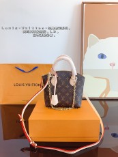 ルイヴィトンバッグ LOUIS VUITTON 2024新作 シェルバッグ