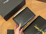サンローランバッグ Yves Saint Laurent 2024新作 封筒パッケージ