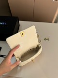シャネルバッグ CHANEL 2024新作 24a タッセルチェーンバッグ