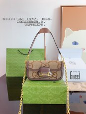 グッチバッグ GUCCI 2024新作 レトロなバゲットバッグ
