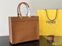 フェンディバッグ FENDI 2024新作 ショッピングバッグ