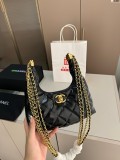 シャネルバッグ CHANEL 2024新作 タッセルチェーン脇バッグ