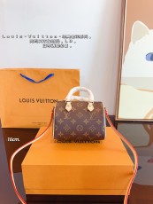 ルイヴィトンバッグ LOUIS VUITTON 2024新作 枕バッグ