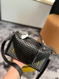 フェンディバッグ FENDI 2024新作 リトルモンスター枕バッグ