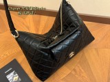 シャネルバッグ CHANEL 2024新作 ヒッピーバッグ