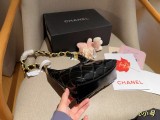 シャネルバッグ CHANEL 2024新作 ホーボーバッグ