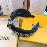 フェンディカチューシャ FENDI 2024新作 ヘアアクセサリー