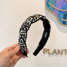 フェンディカチューシャ FENDI 2024新作 ヘアアクセサリー