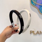 ディオールカチューシャ DIOR 2024新作 ヘアアクセサリー