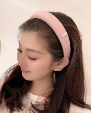 ミュウミュウカチューシャ Miu Miu 2024新作 ヘアアクセサリー