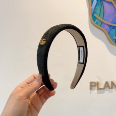 グッチカチューシャ GUCCI 2024新作 ヘアアクセサリー