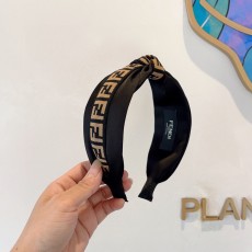 フェンディカチューシャ FENDI 2024新作 ヘアアクセサリー