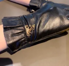 フェンディ手袋 FENDI 2024新作 手袋