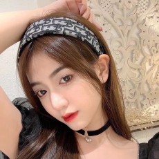 ディオールカチューシャ DIOR 2024新作 ヘアアクセサリー