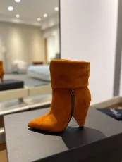 サンローラン靴 Yves Saint Laurent 2024新作 女性のブーツ