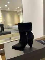 サンローラン靴 Yves Saint Laurent 2024新作 女性のブーツ
