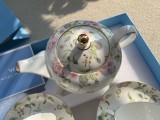 ウェッジウッド食器 WEDGWOOD 2024新作 ボーンチャイナ コーヒーポット カップ＆ソーサーセット