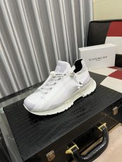 ジバンシィ靴 GIVENCHY 2024新作 スポーツシューズとカジュアルシューズ