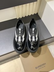 バーバリー靴 BURBERRY 2024新作 カジュアルシューズ
