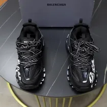 バレンシアガ靴 BALENCIAGA 2024新作 ロートップのお父さんの靴