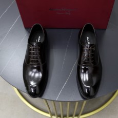 フェラガモ靴 Ferragamo 2024新作 フォーマルな革靴