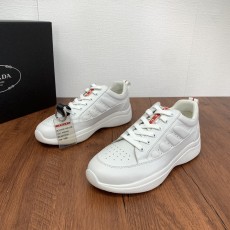 プラダ靴 PRADA 2024新作 レースアップスニーカー