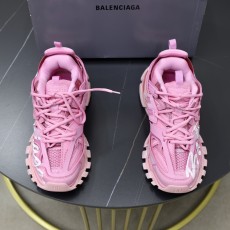 バレンシアガ靴 BALENCIAGA 2024新作 ロートップのお父さんの靴