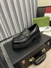 グッチ靴 GUCCI 2024新作 カジュアルな革靴